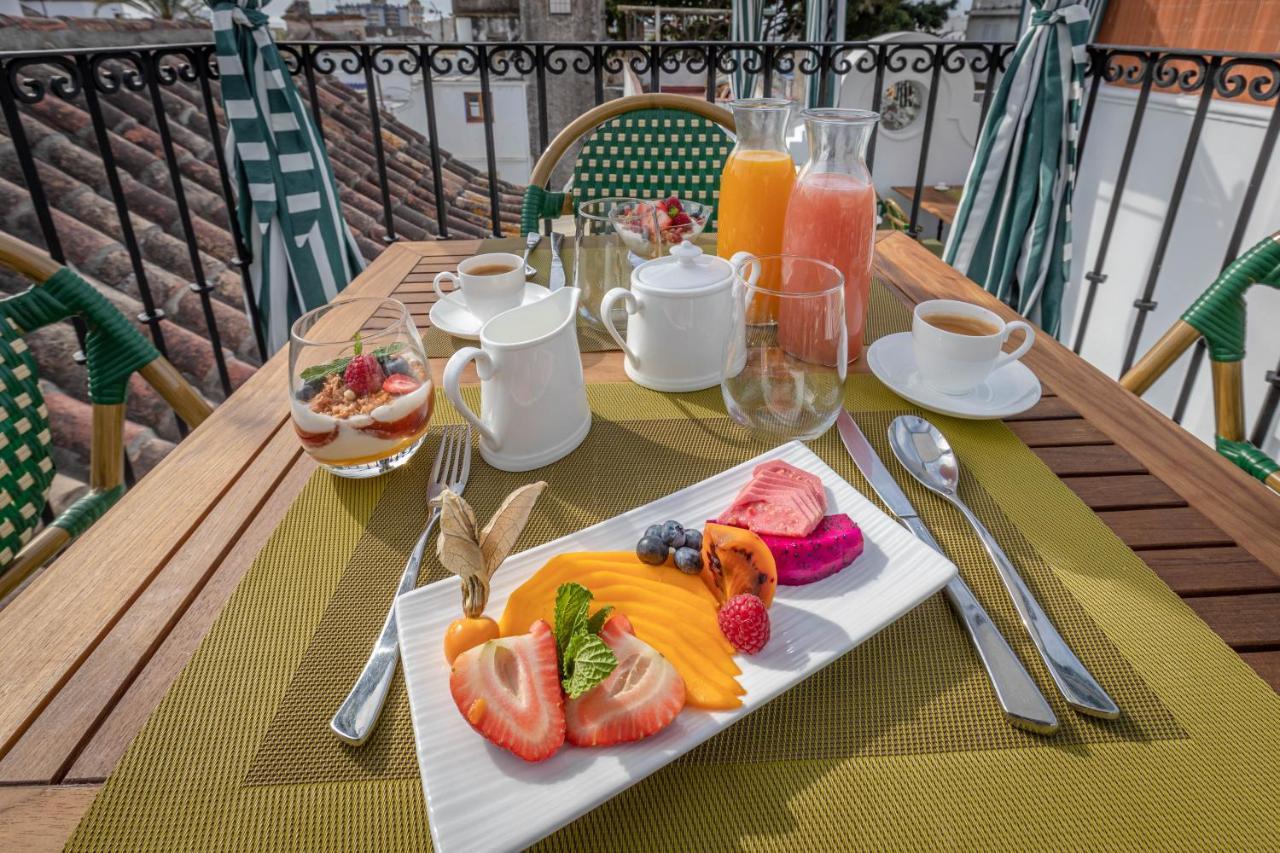 Hotel Claude Марбелья Экстерьер фото